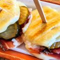Tomini ripieni speck e cetriolini