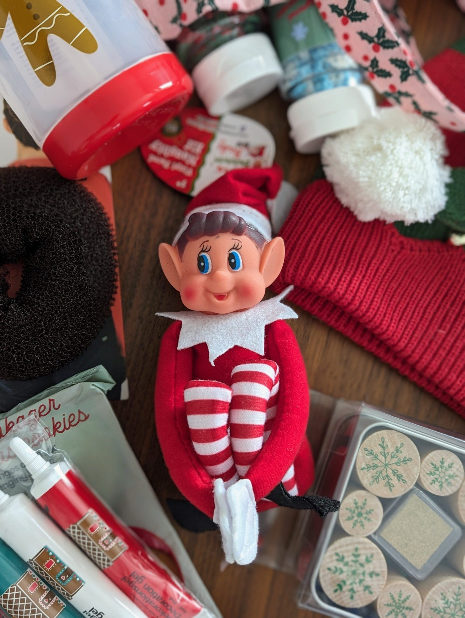Kit Accessori Per Elfo Sulla Mensola (Elf On The Shelf) - 7 Pezzi Con Slitta, Sci, Sciarpa, Neve Finta, Per Giochi Natalizi