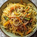 Noodles Verdure Uova